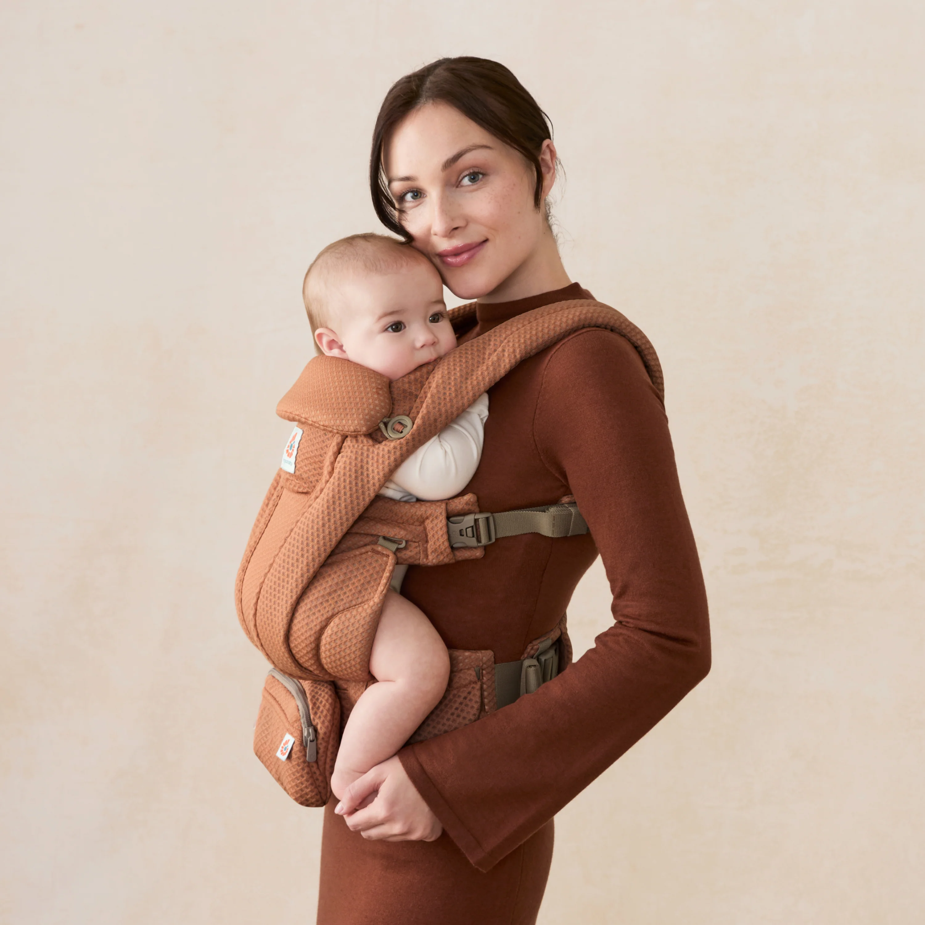 Omni Deluxe Mesh Baby Carrier - Canyon Clay - Image 3